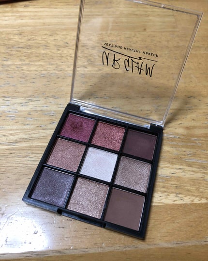 UR GLAM BLOOMING EYE COLOR PALETTE/U R GLAM/アイシャドウパレットを使ったクチコミ(1枚目)