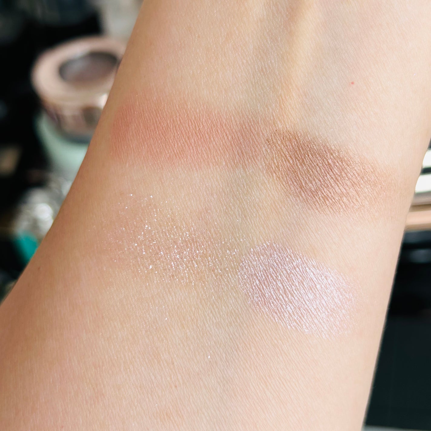 THE アイパレR/b idol/アイシャドウパレットを使ったクチコミ(4枚目)