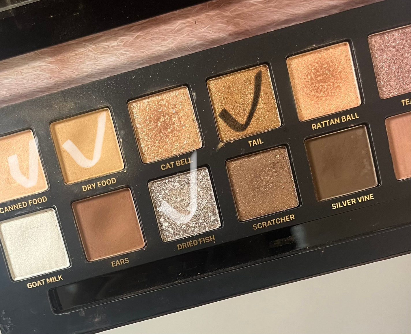 エクスプローラ12色 動物アイシャドウパレット/PERFECT DIARY/アイシャドウパレットを使ったクチコミ(3枚目)