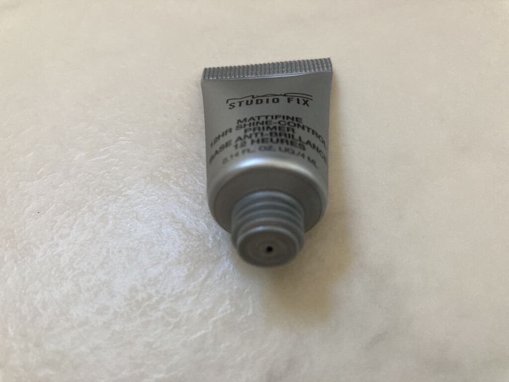 スタジオ フィックス マッティファイン シャイン コントロール プライマー/M・A・C/化粧下地を使ったクチコミ（3枚目）