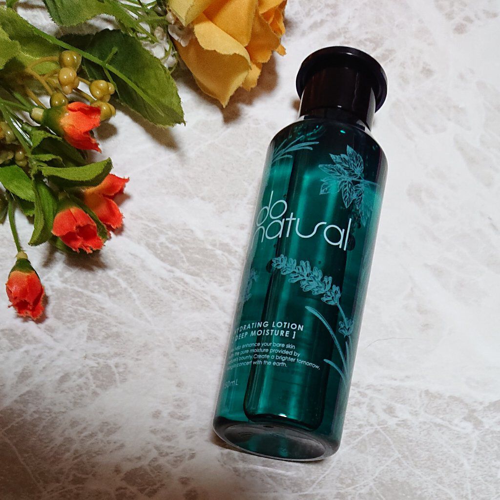 do natural ハイドレーティング ローション [ディープ モイスチャー]のクチコミ「植物の持つ生命力と保湿力に着目した、角質バリア成分と天然保湿成分を配合。
濃密なうるおいが肌を.....」（3枚目）