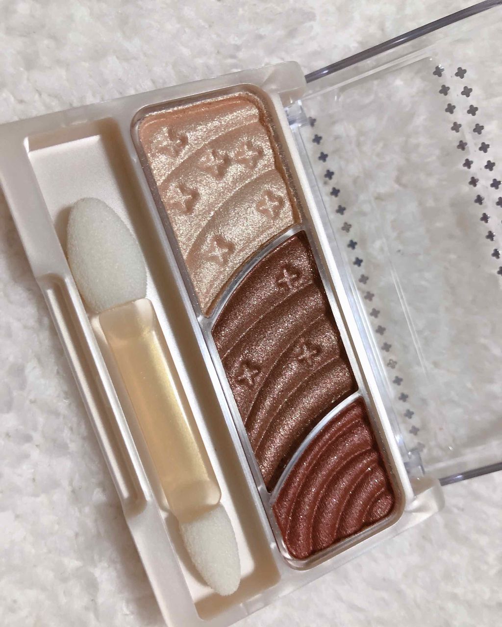 トーンアップアイシャドウ/CEZANNE/アイシャドウパレットを使ったクチコミ（2枚目）