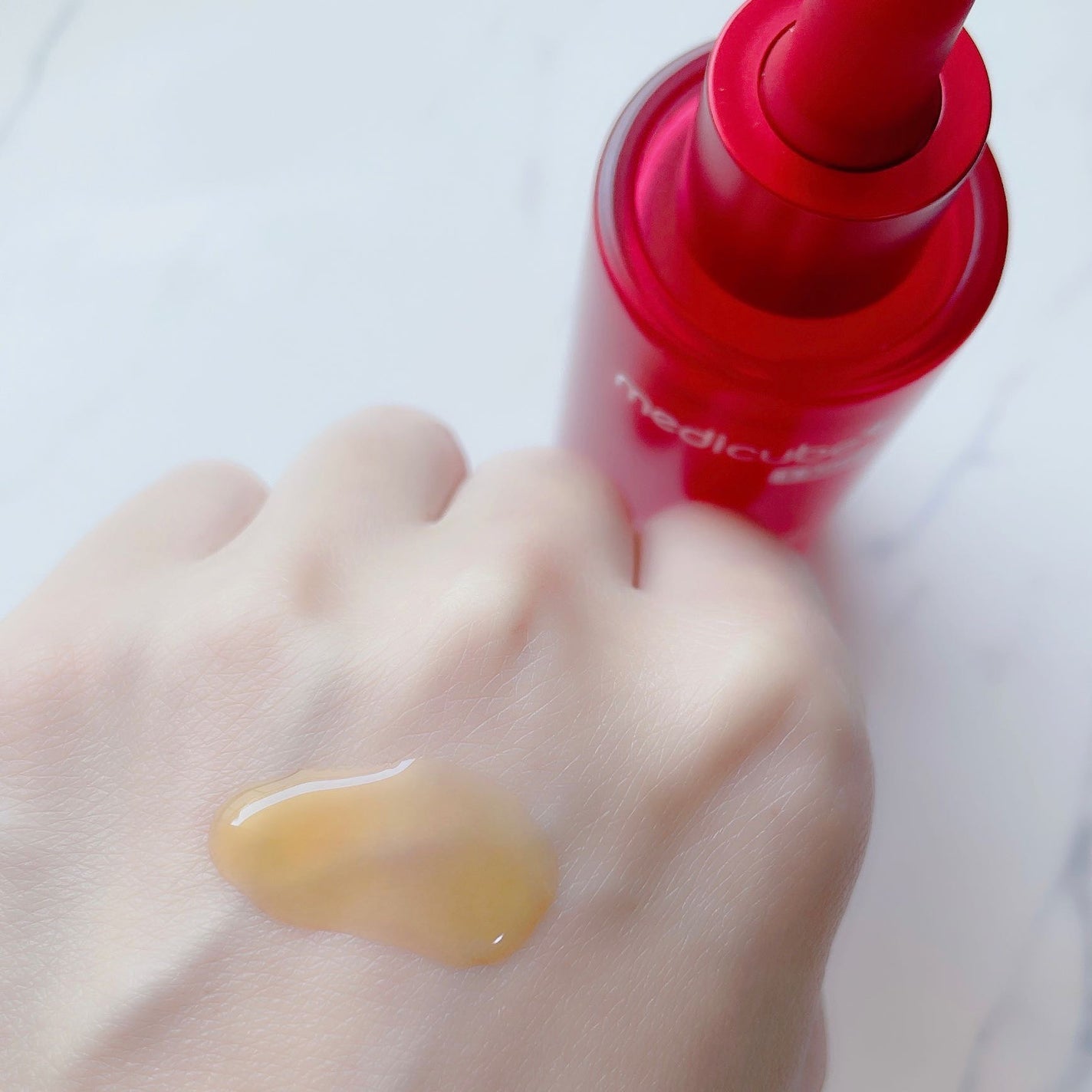 レッドアクネピーリングセラム/MEDICUBE/美容液を使ったクチコミ(3枚目)