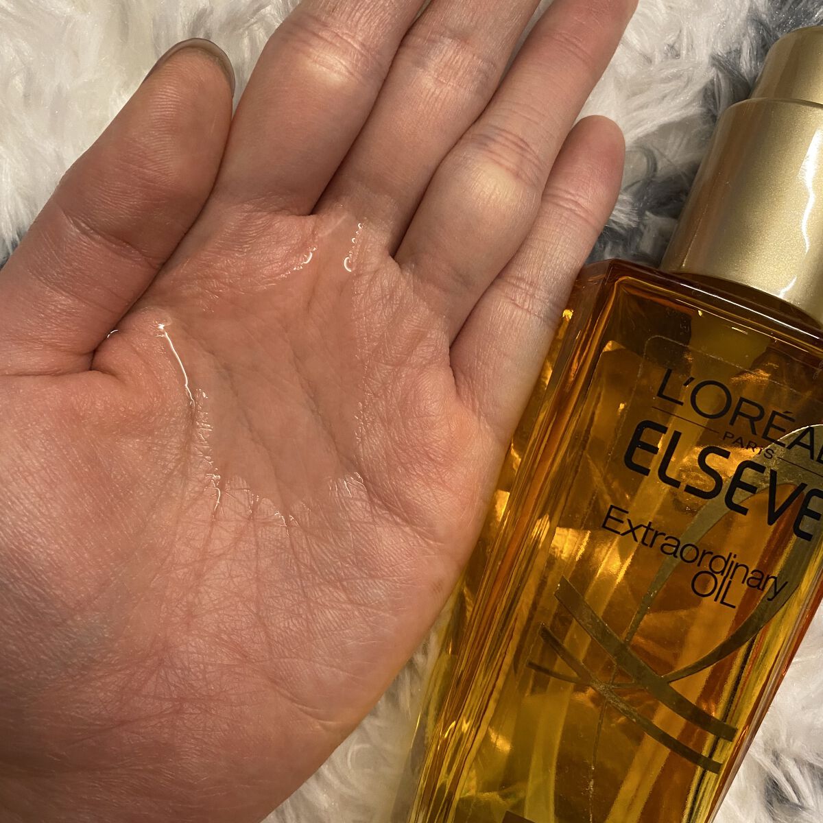 エルセーヴ エクストラオーディナリーオイル エクストラリッチ フィニッシュ/ロレアル パリ/ヘアオイルを使ったクチコミ（2枚目）