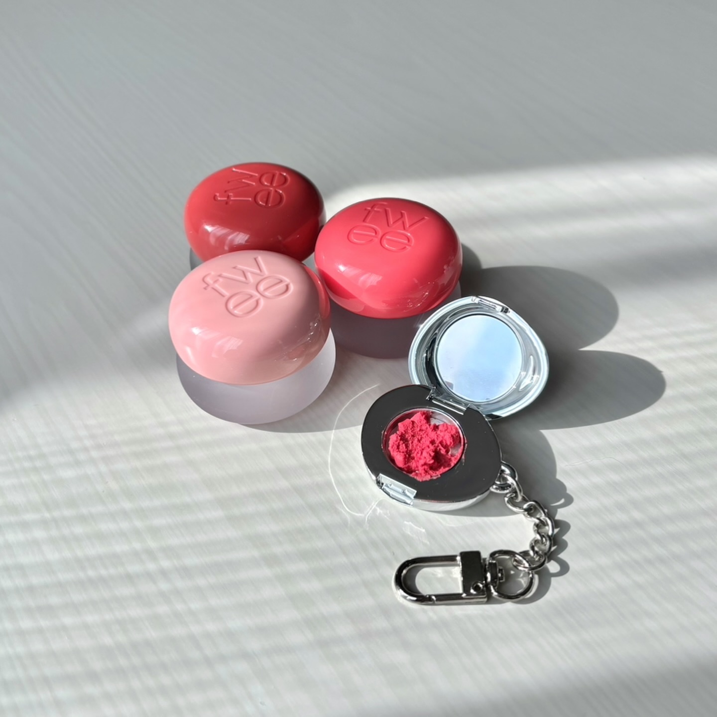 リップアンドチーク ブラーリープリンポット/fwee/口紅を使ったクチコミ（2枚目）