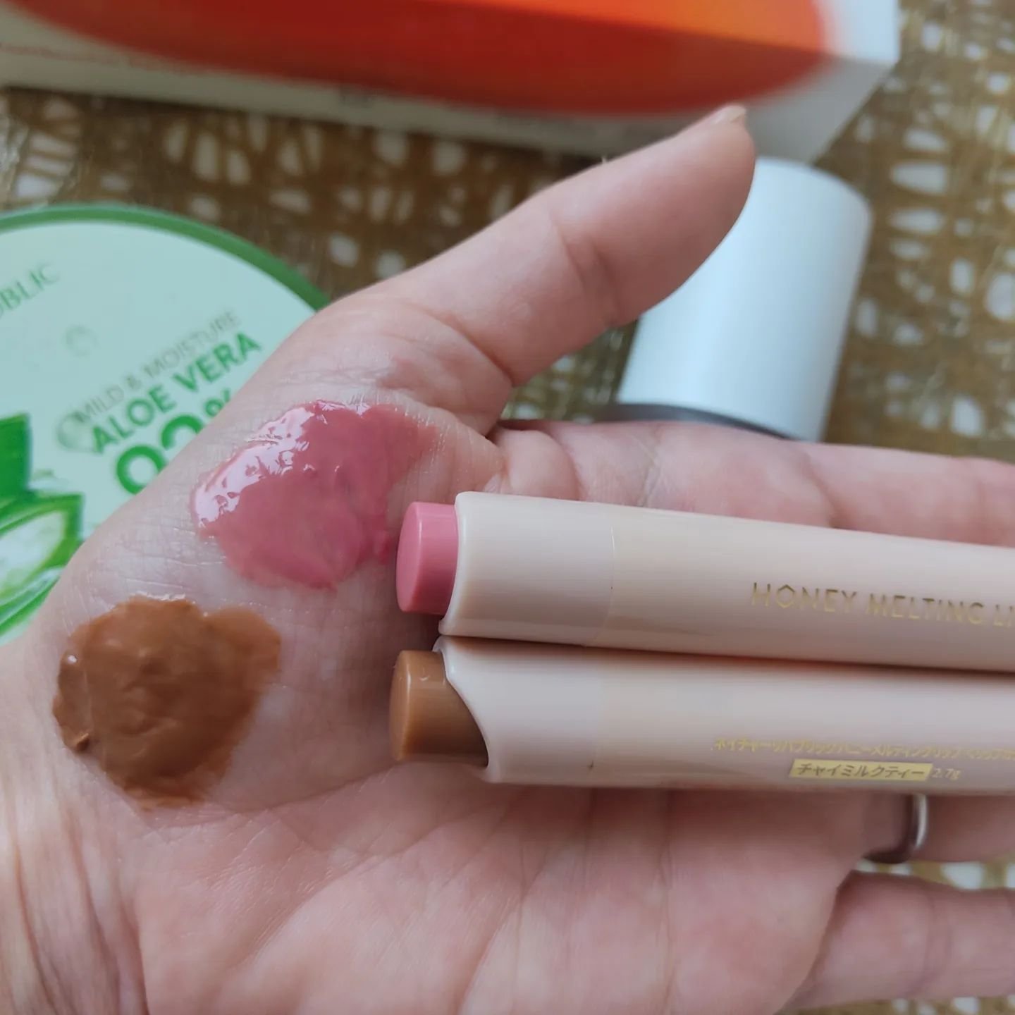 ハニーメルティングリップ/ネイチャーリパブリック/口紅を使ったクチコミ（2枚目）