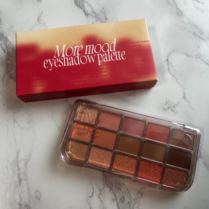 フィー モアムードアイパレット 04 モアザンレッド/fwee/アイシャドウパレットを使ったクチコミ(1枚目)