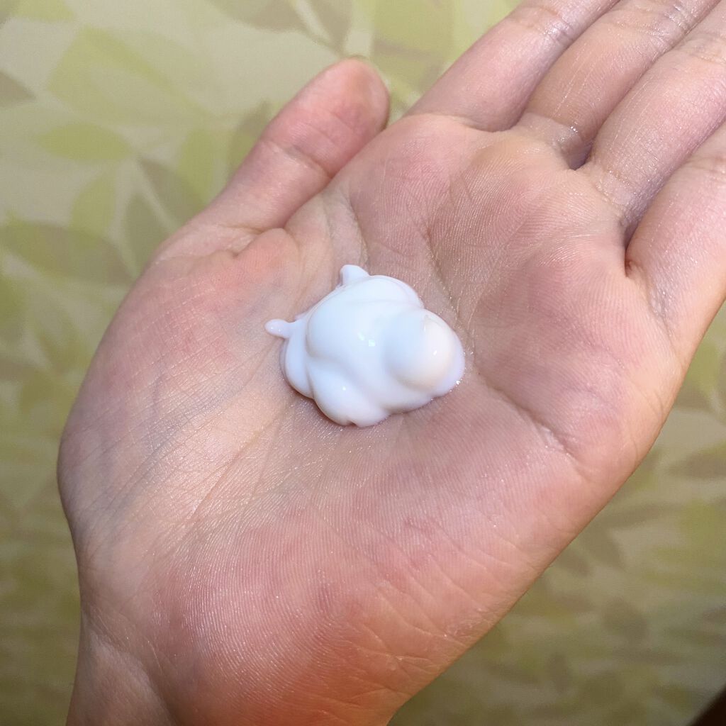 ニベア スキンミルク さっぱり やさしいフローラルの香り/ニベア/ボディミルクを使ったクチコミ（2枚目）