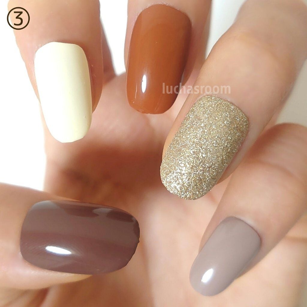 カラフルネイルズ/キャンメイク/マニキュアを使ったクチコミ(4枚目)