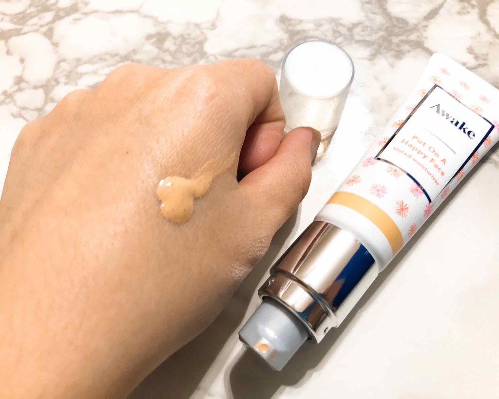 プットオンアハッピーフェイス ティンティド モイスチュアライザー/Awake/CCクリームを使ったクチコミ（2枚目）