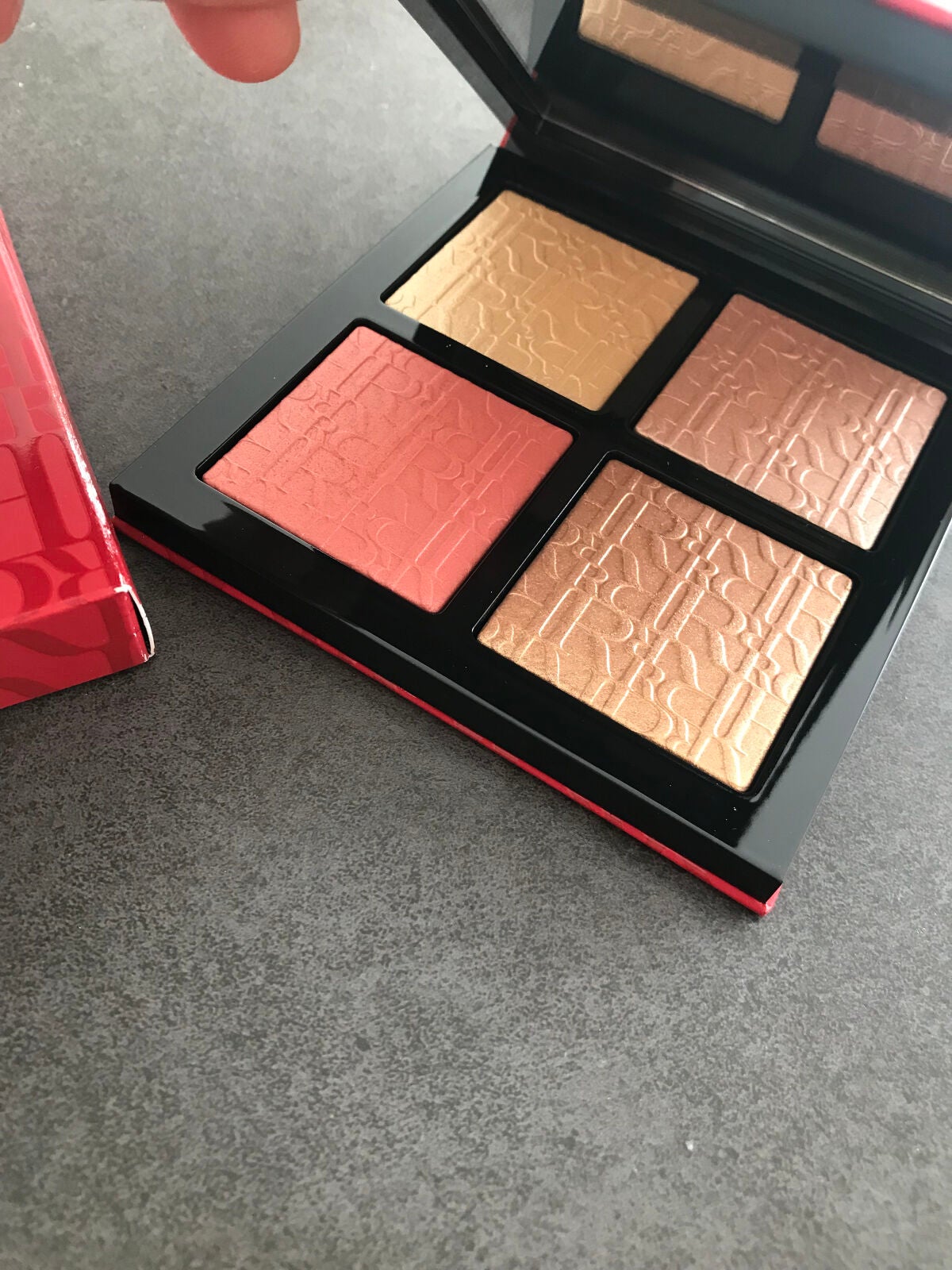 エクストラ ディメンション スキンフィニッシュ×4/M・A・C/パウダーチークを使ったクチコミ(2枚目)