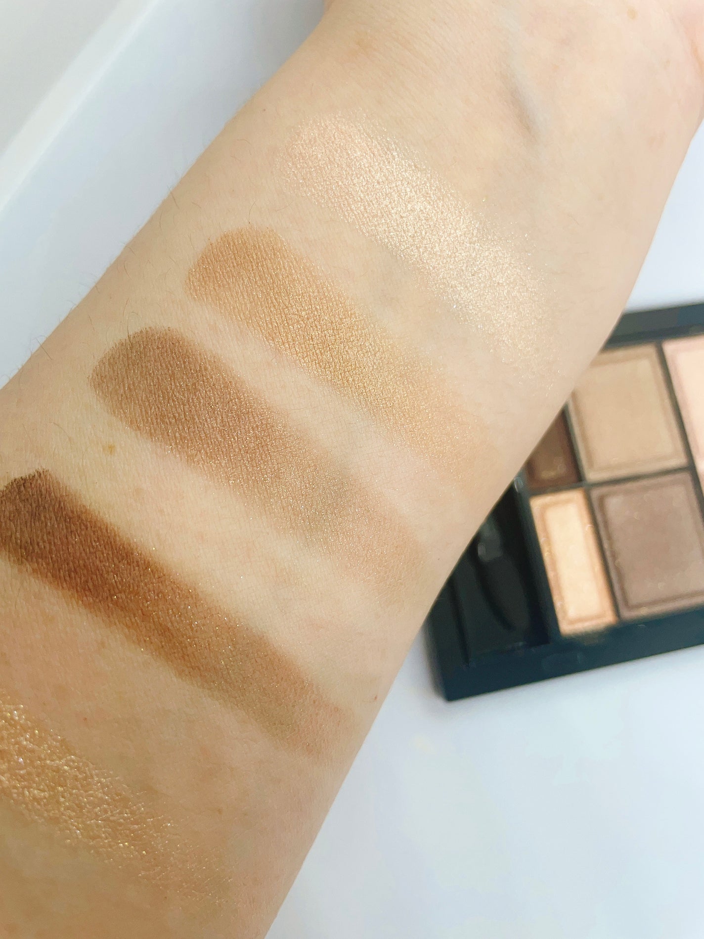 ワンダー スウィート アイシャドウ/リンメル ロンドン/アイシャドウパレットを使ったクチコミ(3枚目)