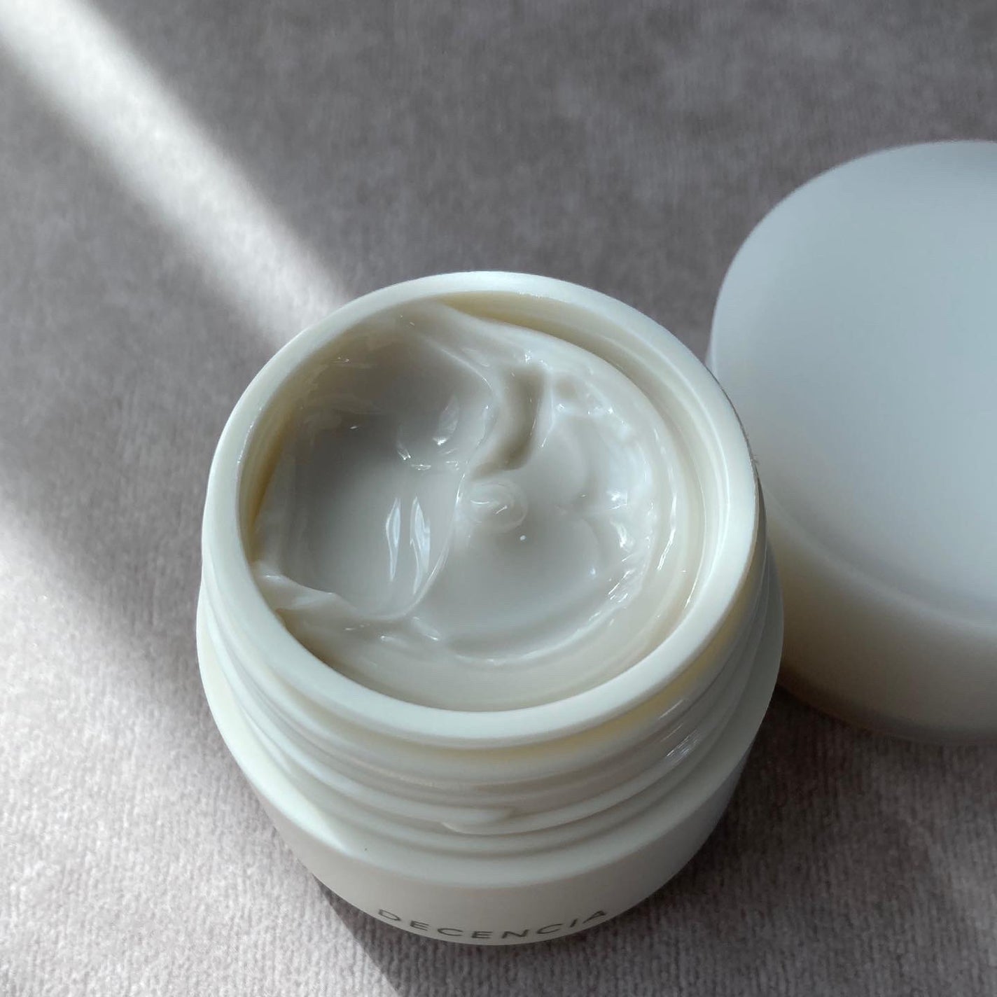 ディセンシア クリーム/DECENCIA/フェイスクリームを使ったクチコミ(3枚目)