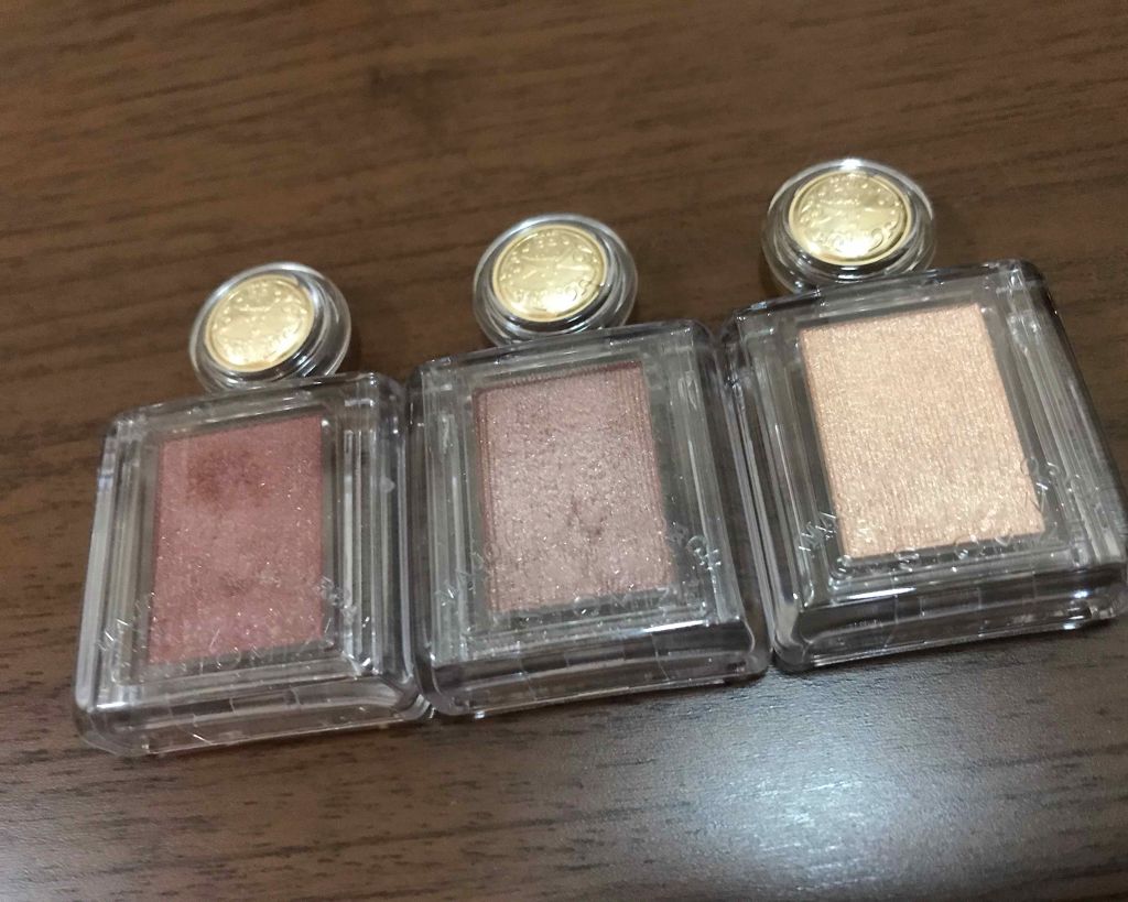 シャドーカスタマイズ/MAJOLICA MAJORCA/単色アイシャドウを使ったクチコミ（1枚目）