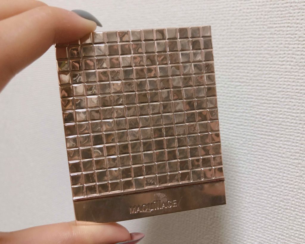 マキアージュ
ドラマティックスタイリングアイズ
BE303 リッチカフェラテ


使いやすすぎてぶっ倒れる大好きなパレットアイシャドウ。

発色はめちゃくちゃいいわけじゃなくて、ナチュラルめな発色。
でも全然物足りなさを感じなくて、自然なの