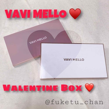 可愛すぎるアイシャドウパレット❤

VAVI MELLO
バレンタインボックス♡

こちらの商品、生産終了してます😱💦
でも販売は一応通販などではしているので気になる人は是非😌🍀
(ですが定価よりも結構