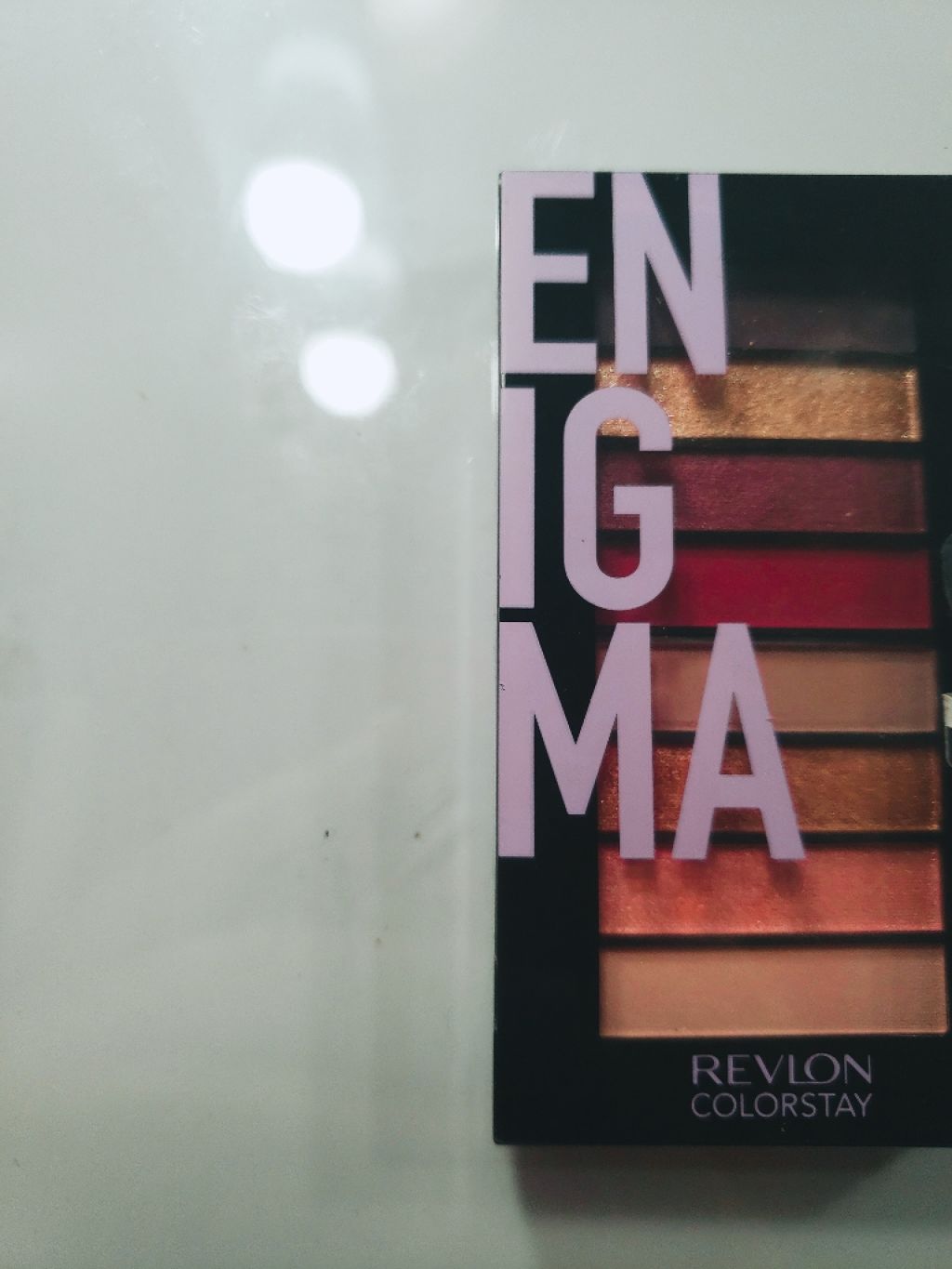 カラーステイ ルックス ブック パレット/REVLON/アイシャドウパレットを使ったクチコミ（1枚目）