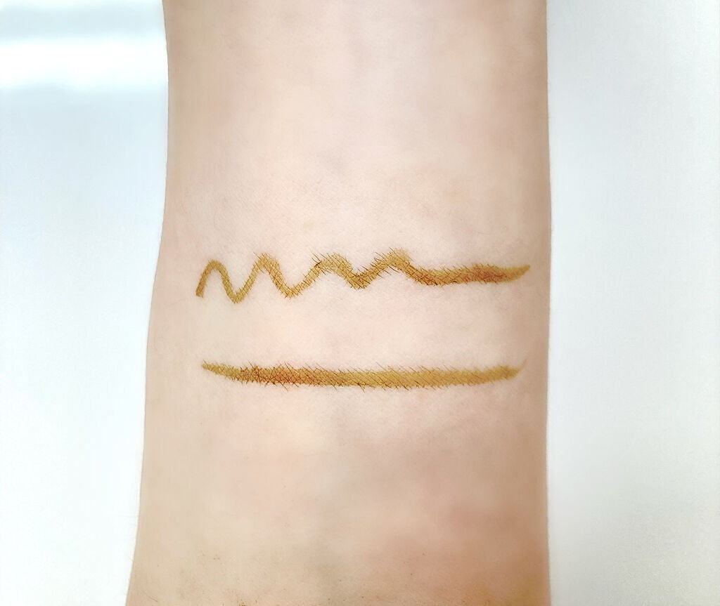 スキルレスライナー/LUMIURGLAS/リキッドアイライナーを使ったクチコミ(3枚目)