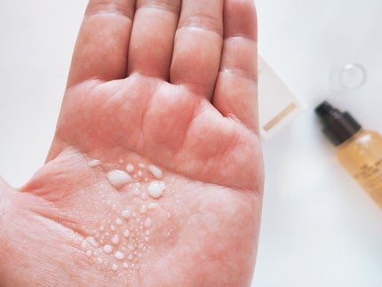 mcgroupakiko on LIPS 「4週間で7歳若返るシワ&ハリ感&リフティング効果が期待できると..」(4枚目)