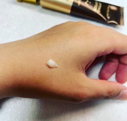 ディープリフティングアイクリーム/MEDICUBE/その他スキンケアを使ったクチコミ(3枚目)