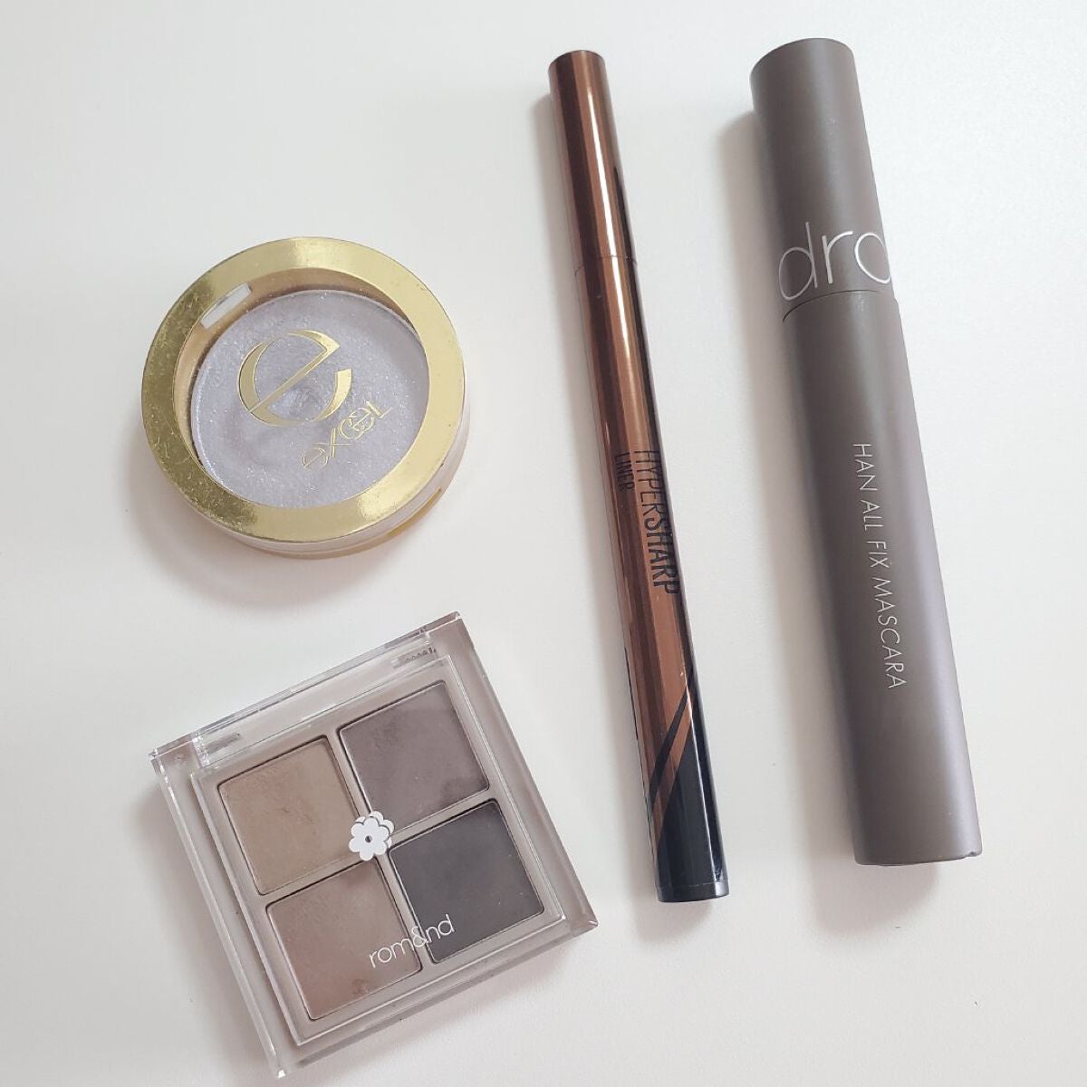 シャイニーシャドウ N/excel/単色アイシャドウを使ったクチコミ(3枚目)