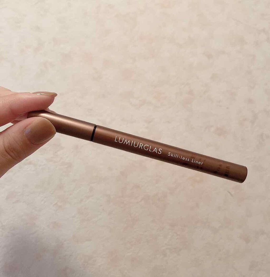 ※閲覧注意※

皆さまこんばんは🌆

前回の投稿にいいねなどたくさんありがとうございます😊

今回はLIPS様からのモニタープレゼンでいただいたコスメをレビューさせていただきます📝

今回ご紹介するのはこちら💁‍♀️
LUMIURG