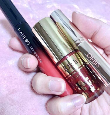 💄最近購入したリップ💄


この1週間で3本も買ってしまったリップ大好きな私です。


そろそろ春に向けて明るめがほしいなーと思ってたら、気づけば3本も買ってました。
衝動って怖いですね。


以下、購