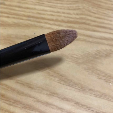 アイシャドウブラシ P/ADDICTION/メイクブラシを使ったクチコミ(2枚目)