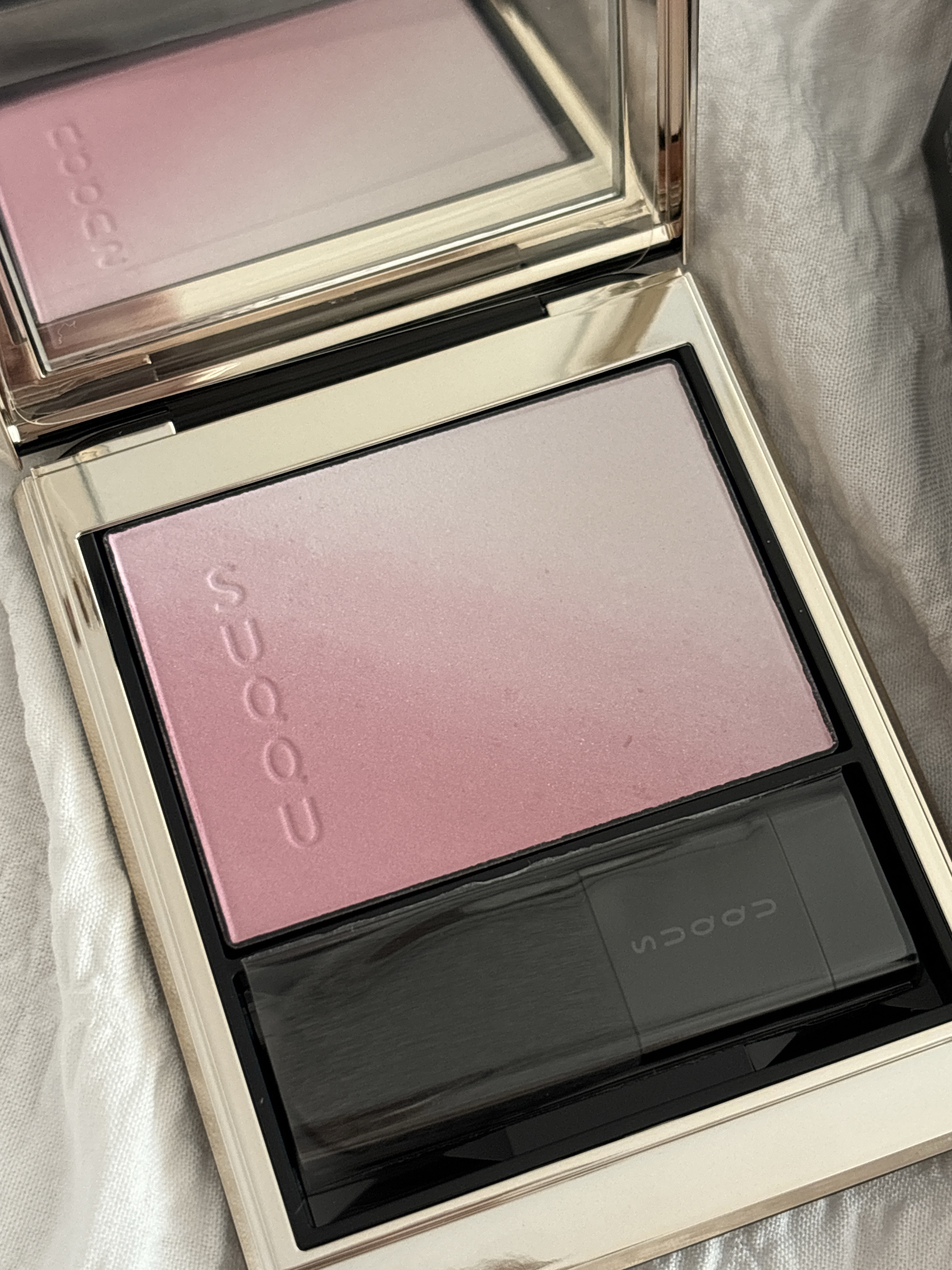 ブラーリング カラー ブラッシュ/SUQQU/パウダーチークを使ったクチコミ（2枚目）