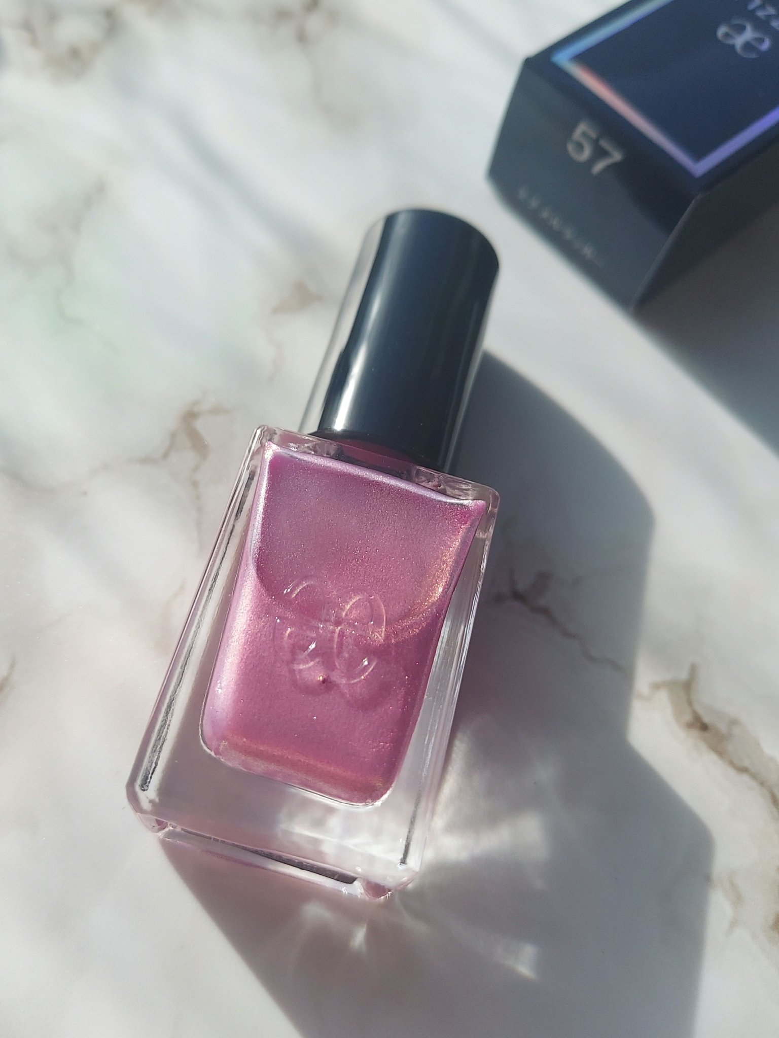 エレガンス ラズル エナメルラッカー 60 Sassy/エレガンス ラズル /マニキュアを使ったクチコミ（3枚目）