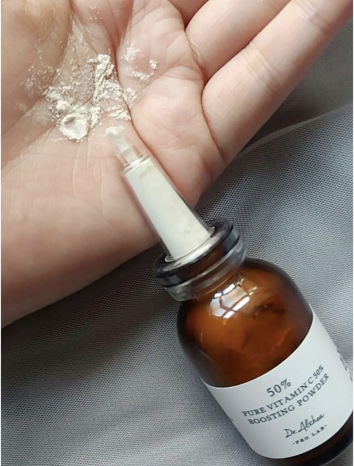 ピュアビタミンC 50％ ブースティングパウダー/Dr.Althea/フェイスパウダーを使ったクチコミ（3枚目）