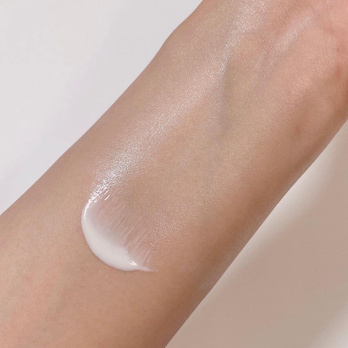 クリアウェルネス ＵＶエッセンスジェル/雪肌精/日焼け止めジェルを使ったクチコミ（3枚目）