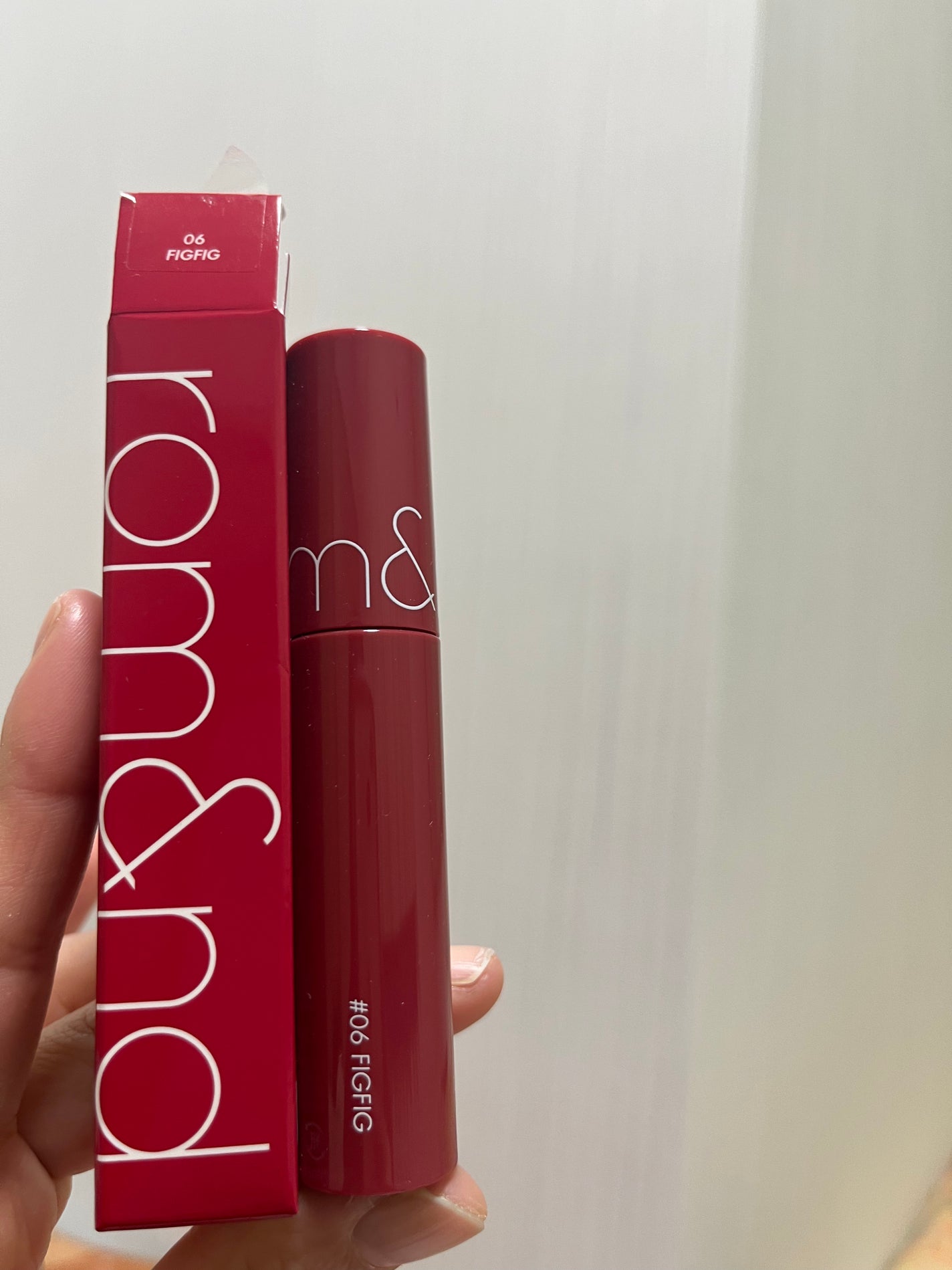 ジューシーラスティングティント/rom&nd/リップティントを使ったクチコミ(1枚目)