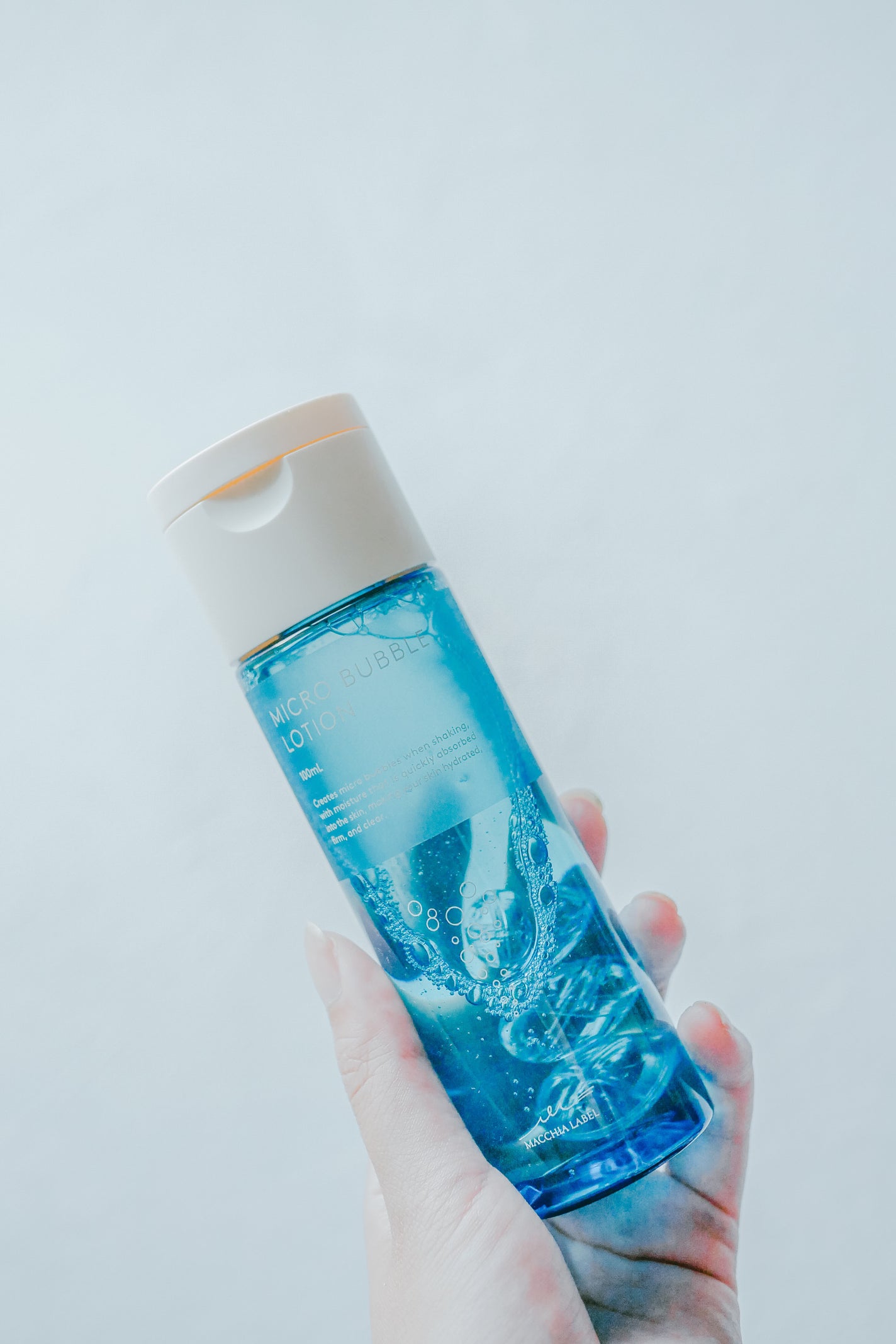 みるき on LIPS 「振ってファインバブルを発生させる化粧水🧴🫧ファインバブルって初..」(1枚目)