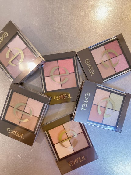 リアルクローズシャドウ/excel/アイシャドウパレットを使ったクチコミ(1枚目)