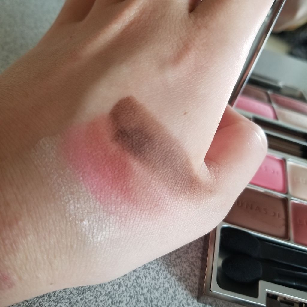 マカロングロウアイズ/LUNASOL/アイシャドウパレットを使ったクチコミ(3枚目)