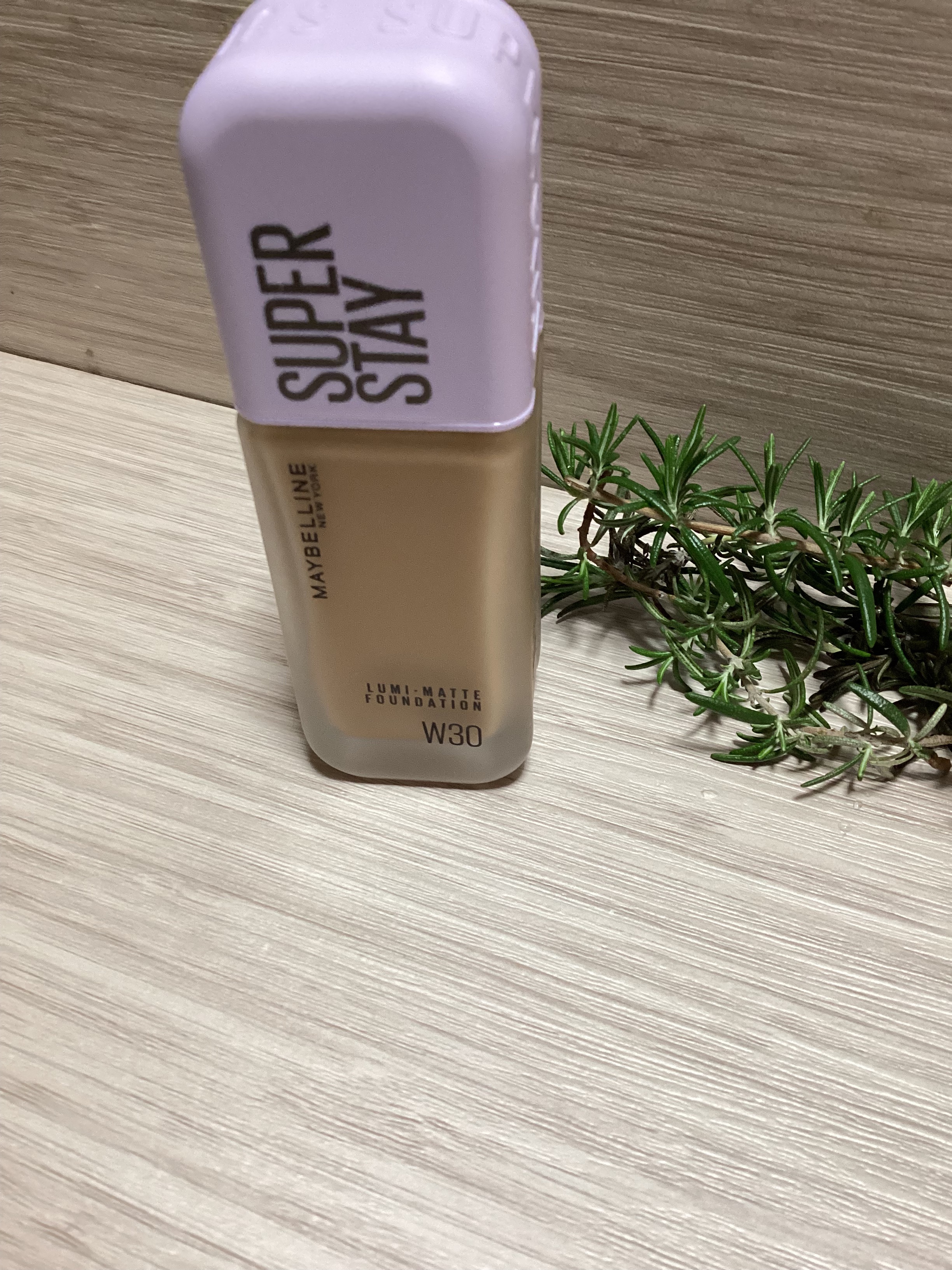 SPステイ ルミマット リキッド ファンデーション W30/MAYBELLINE NEW YORK/リキッドファンデーションを使ったクチコミ（1枚目）