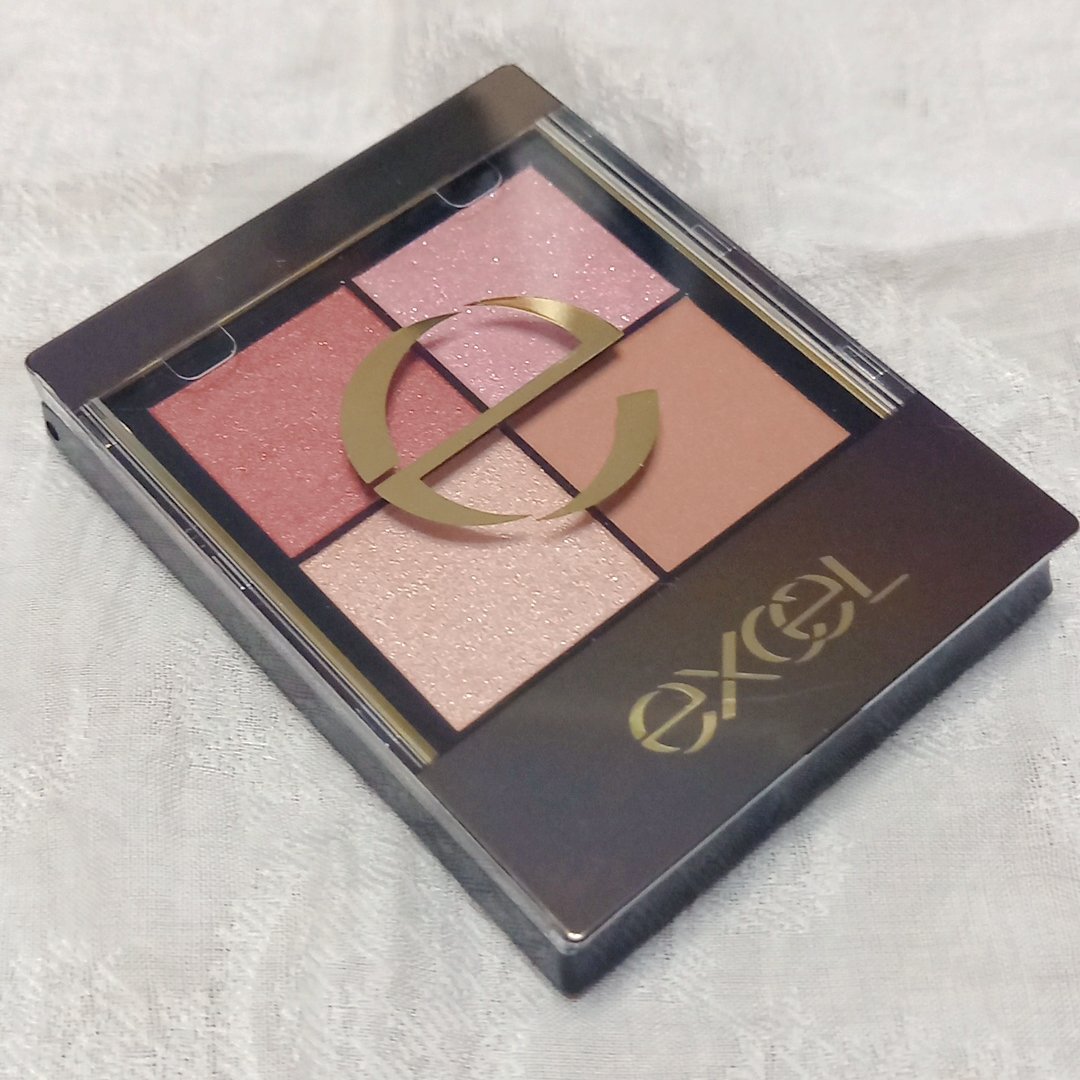 リアルクローズシャドウ CX06 バックスリット/excel/アイシャドウパレットを使ったクチコミ（2枚目）