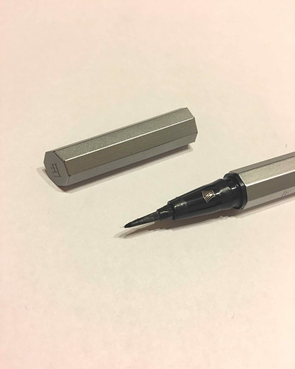 モテライナー リキッド/UZU BY FLOWFUSHI/リキッドアイライナーを使ったクチコミ(2枚目)