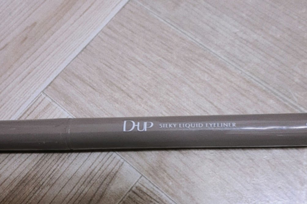 シルキーリキッドアイライナーWP/D-UP/リキッドアイライナーを使ったクチコミ（1枚目）
