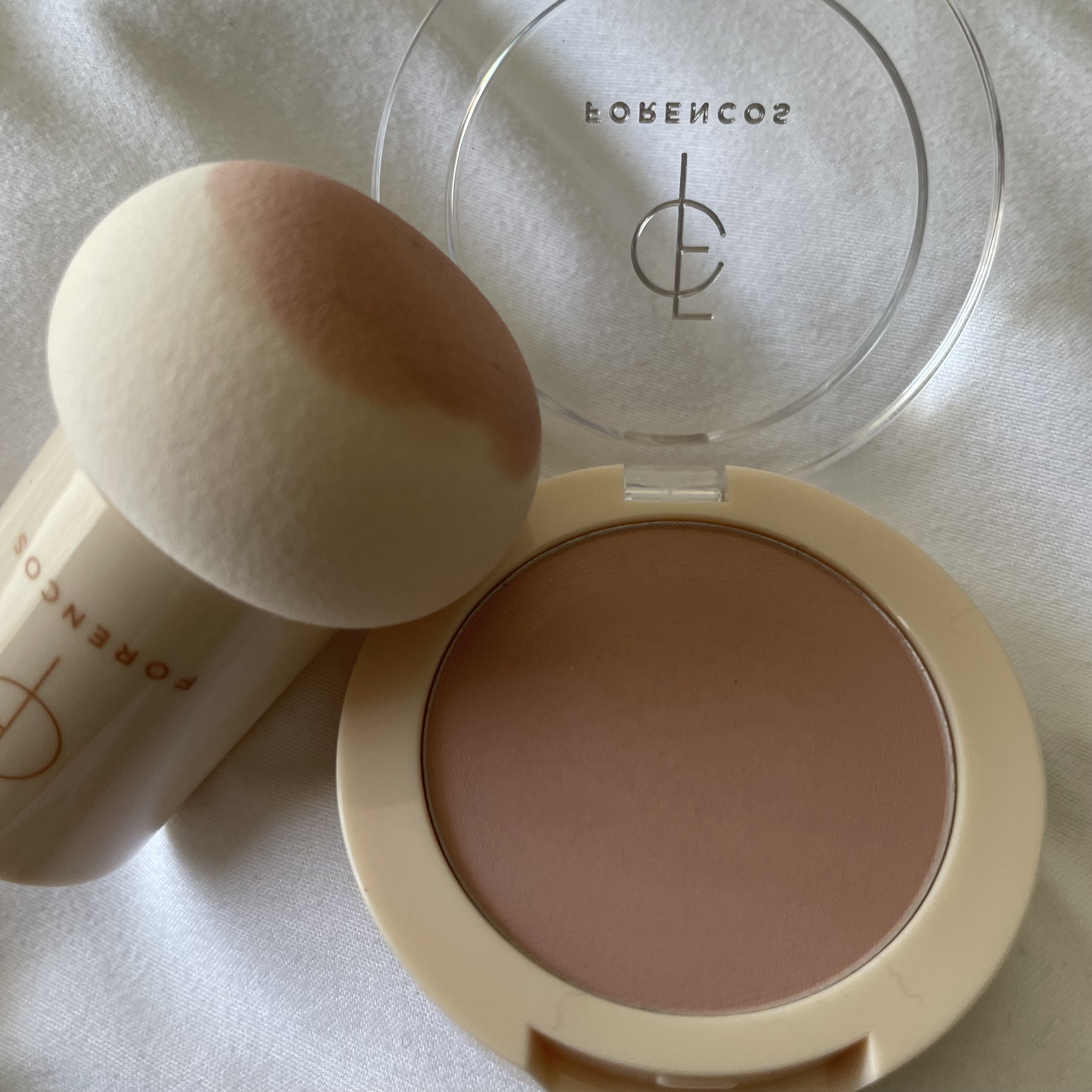 ピュアブラッシャー パフ付き/フォレンコス/パウダーチークを使ったクチコミ（2枚目）