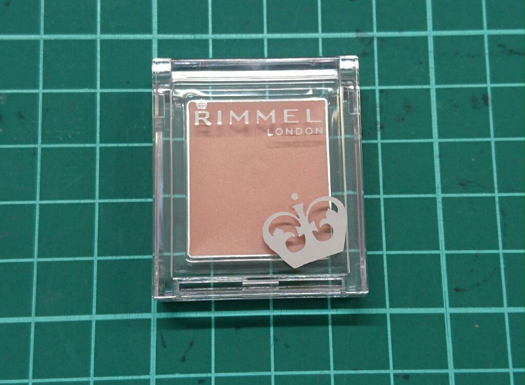 プリズム パウダーアイカラー/リンメル ロンドン/単色アイシャドウを使ったクチコミ(1枚目)