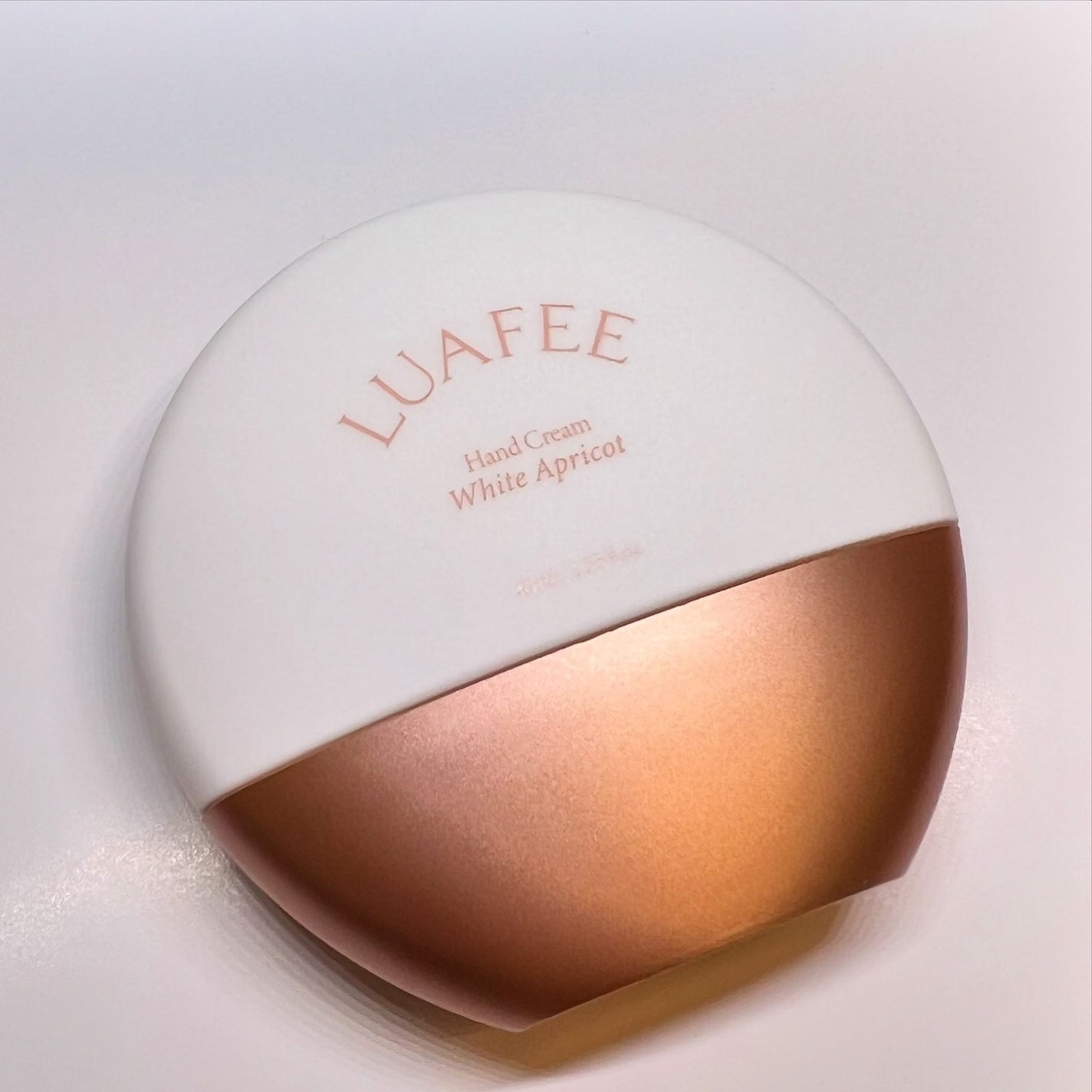 パフュームハンドクリームホワイトアプリコット/LUAFEE/ハンドクリームを使ったクチコミ(3枚目)