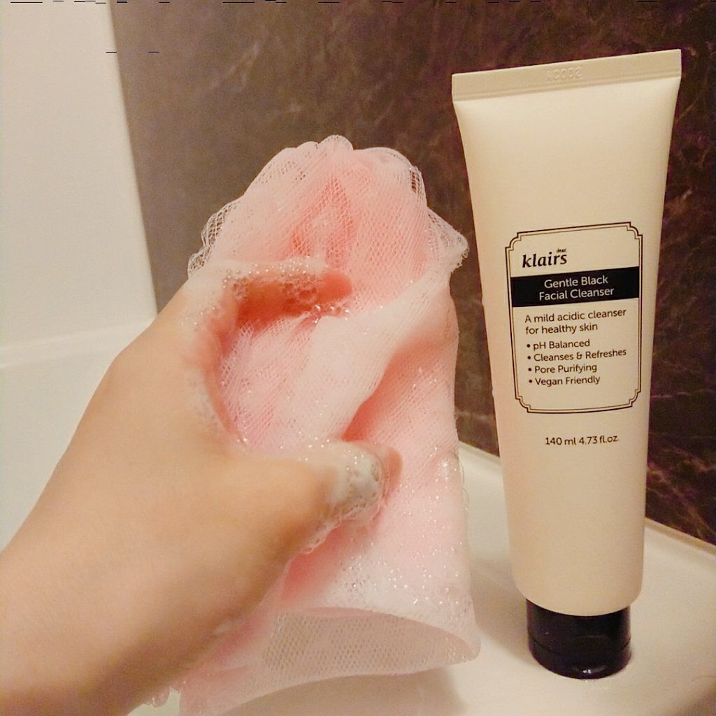ジェントルブラックフェイシャルクレンザー(140ml)/Klairs/洗顔フォームを使ったクチコミ(3枚目)
