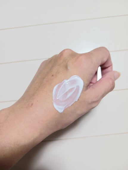 ヒアルーシカ ウォーターフィット サンセラム/SKIN1004/日焼け止めローションを使ったクチコミ(2枚目)