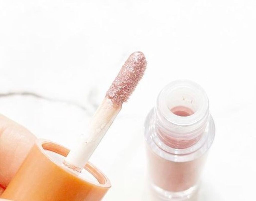 miia リキッドアイシャドウ/DAISO/リキッドアイシャドウを使ったクチコミ(2枚目)