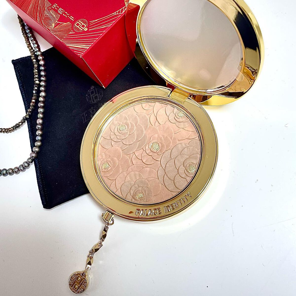 ZEESEAx正宮御品 「盛唐酔夢」シリーズ 丹酔金箔 牡丹チークシャッドパレット/ZEESEA/パウダーチークを使ったクチコミ(5枚目)