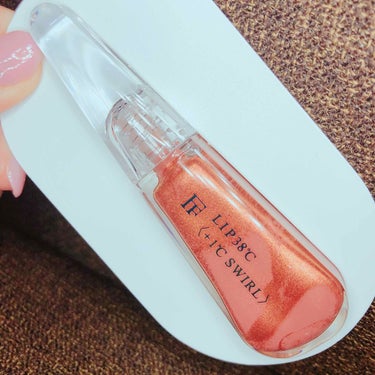 フローフシLIP38℃スワール +1℃
nude002

買ってしまいました〜🍊
やっと買った！とかではないんですけどリップスとかサイトを見てて可愛いな〜とは思ってました。でも今日店頭で初めて売ってるの