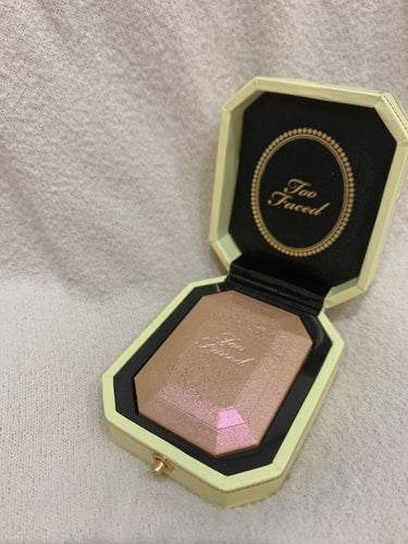 ダイヤモンドライト マルチユース ハイライター カナリー ダイヤモンド/Too Faced/パウダーハイライトを使ったクチコミ（1枚目）