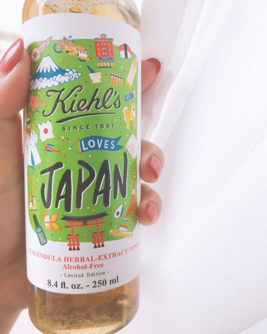 Kiehl's キールズ ハーバル トナー CL アルコールフリーのクチコミ「NEW化粧水🌻💕
ゆらぎ肌をおさえたくて…
カレンデュラ（マリーゴールド）のお花が入ったローシ.....」（1枚目）